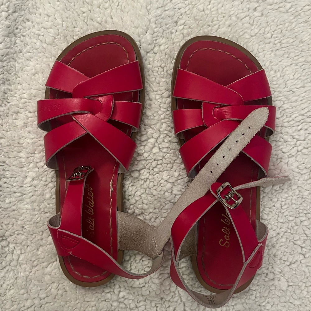 Womens Size 6 Salt Water sandals by Hoy in Red! Made in the USA 100% leather